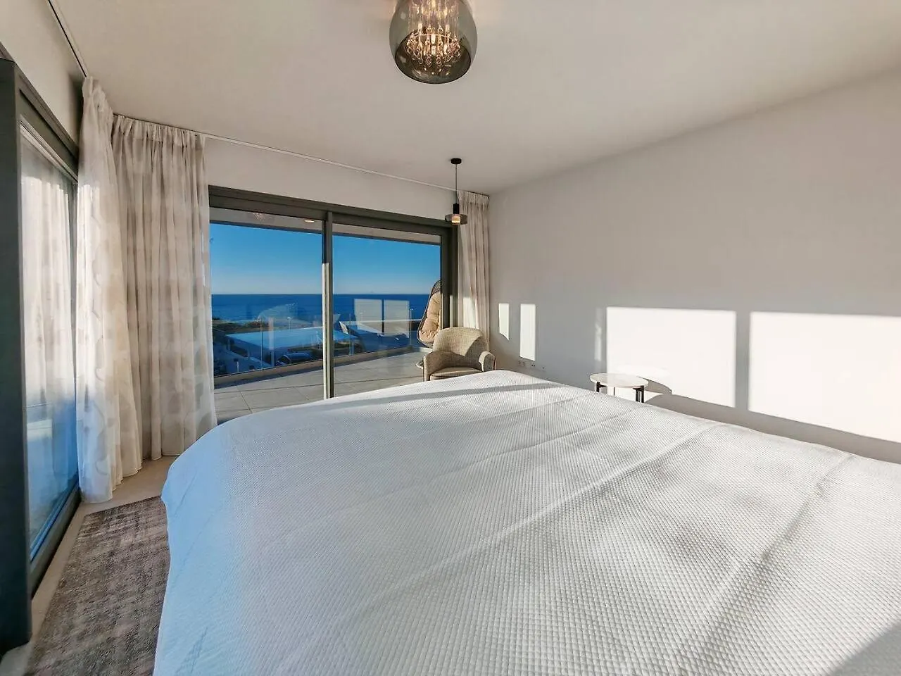 Сasa de vacaciones Luxury 4 Bed Villa With Sea Views In Eden Resort Málaga España